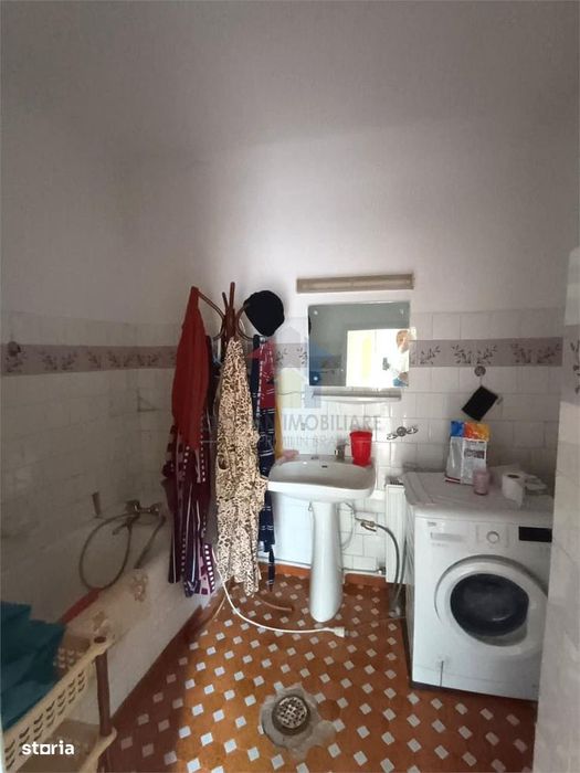 Casa  Boiereasca 3 camere caramida si boltari zona Centrala Brainconf