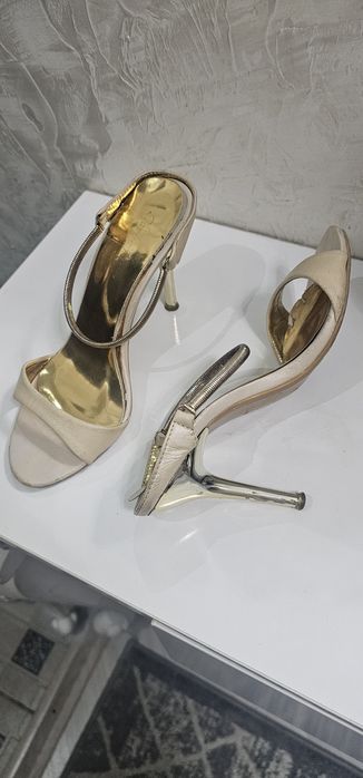 Туфли 34-35 размера