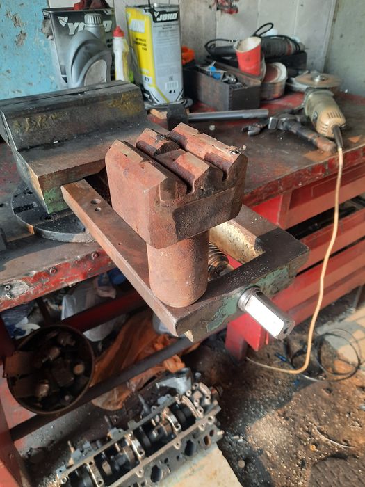 Продам буровые насадки 6шт.