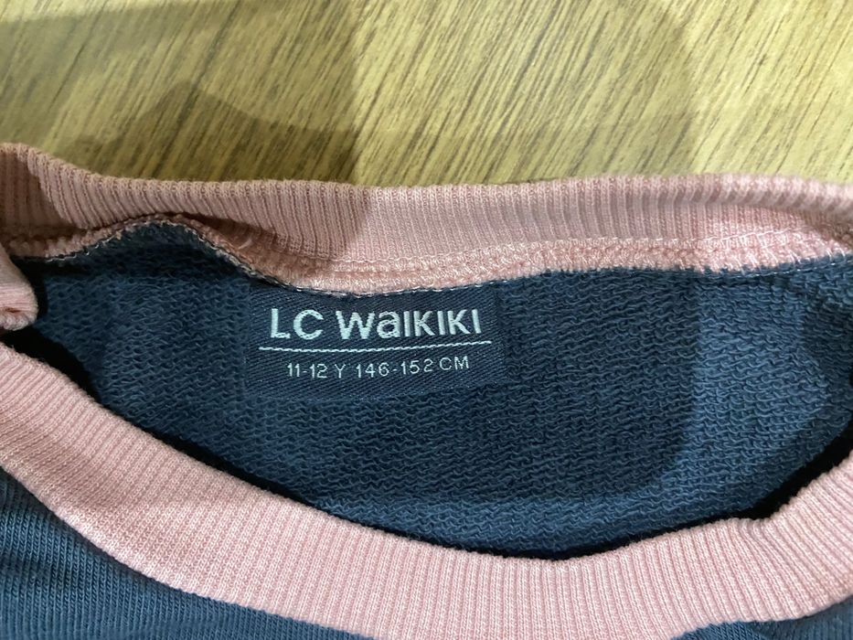 Детска блуза с дълъг ръкав.