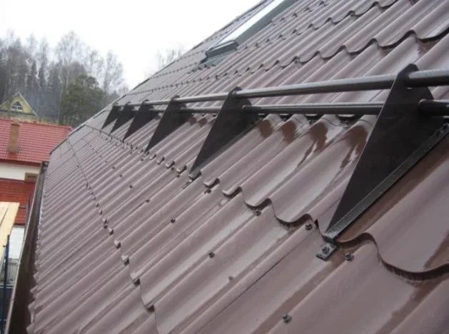 Крыша / Шатыр / черепица / кровля / Металлочерепица