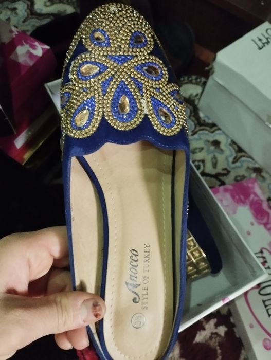 Oyoq kiymlar 38razmer