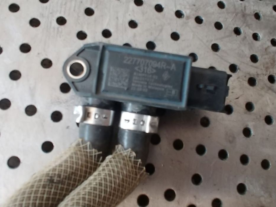 senzor presiune  1.0 b h5dc490  dacia jogger euro 6  227707094r-a
