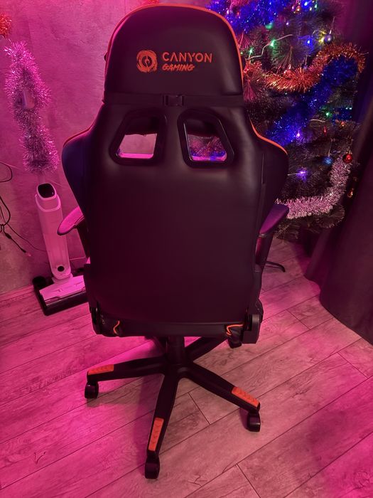 Игровое кресло..