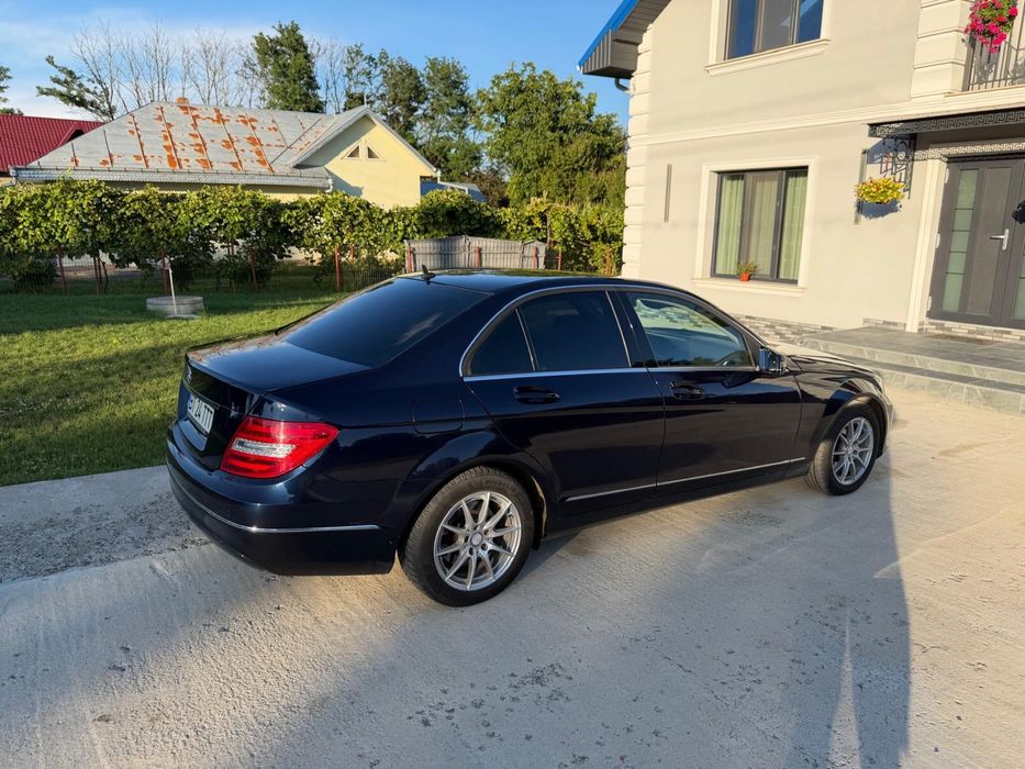 Mercedes-Benz C220 CDI Facelift (W204) | 2012 | 170 CP | Automat | Bi-Xenon | Blind Spot | Lane Assist
