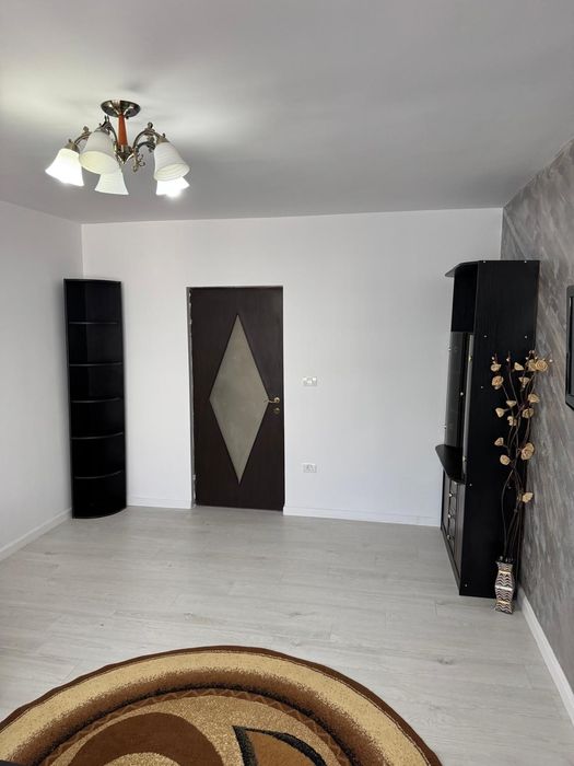 Închiriez apartament 2 camere