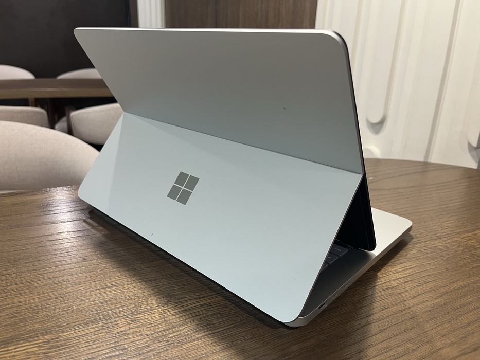 Surface Laptop Studio 2 - 14.4”32гб 4050