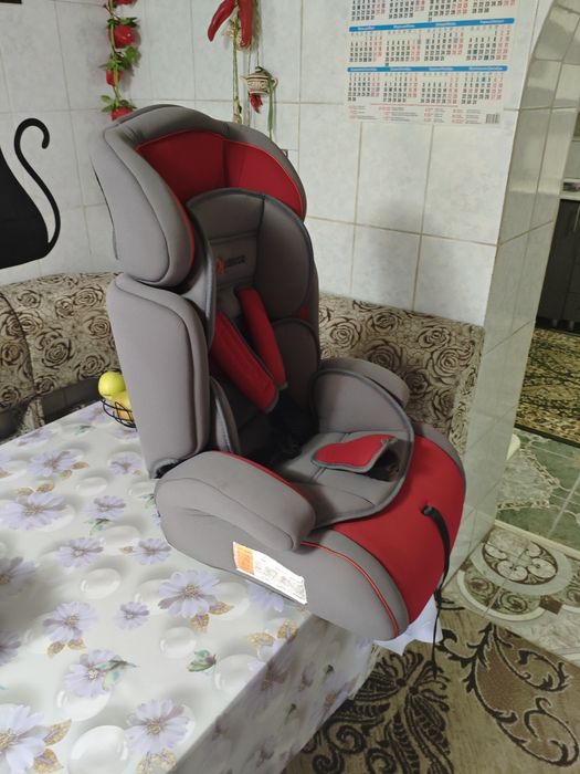 Продам автокресло