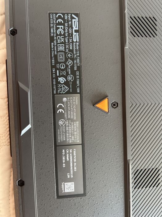 Новый ноутбук ASUS