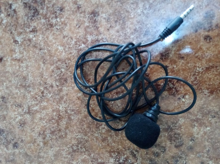 Микрофон хороший