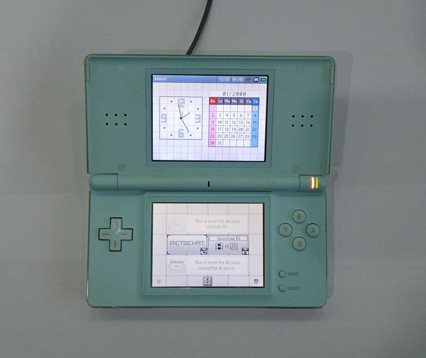 Nintendo DS lite