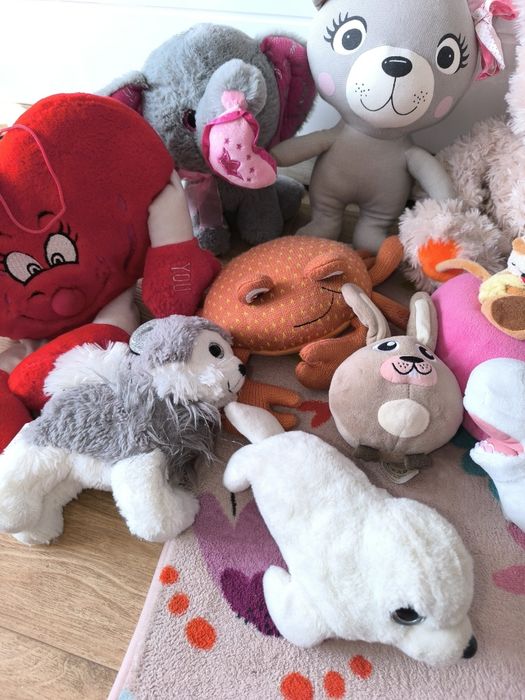 Лот плюшени играчки