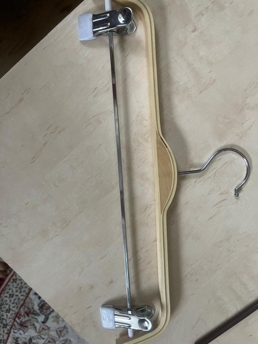 Продам вешалки коробками
