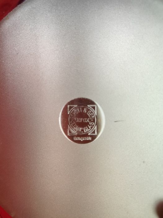 Нова тенджера от йенско стъкло