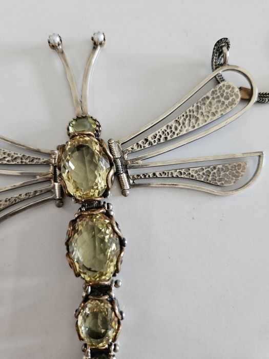 Продавам комплект сребро