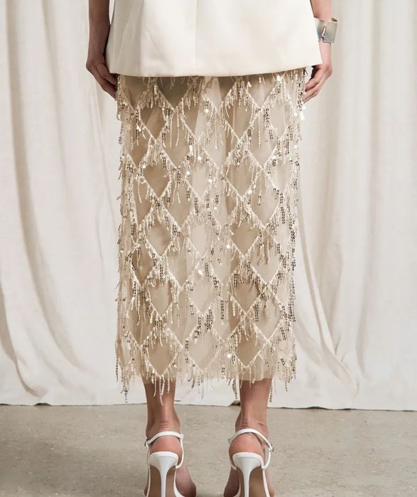 Юбки с пайетками в двух цветах