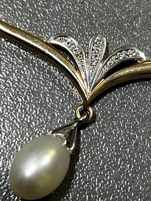 Колье-нежная классика