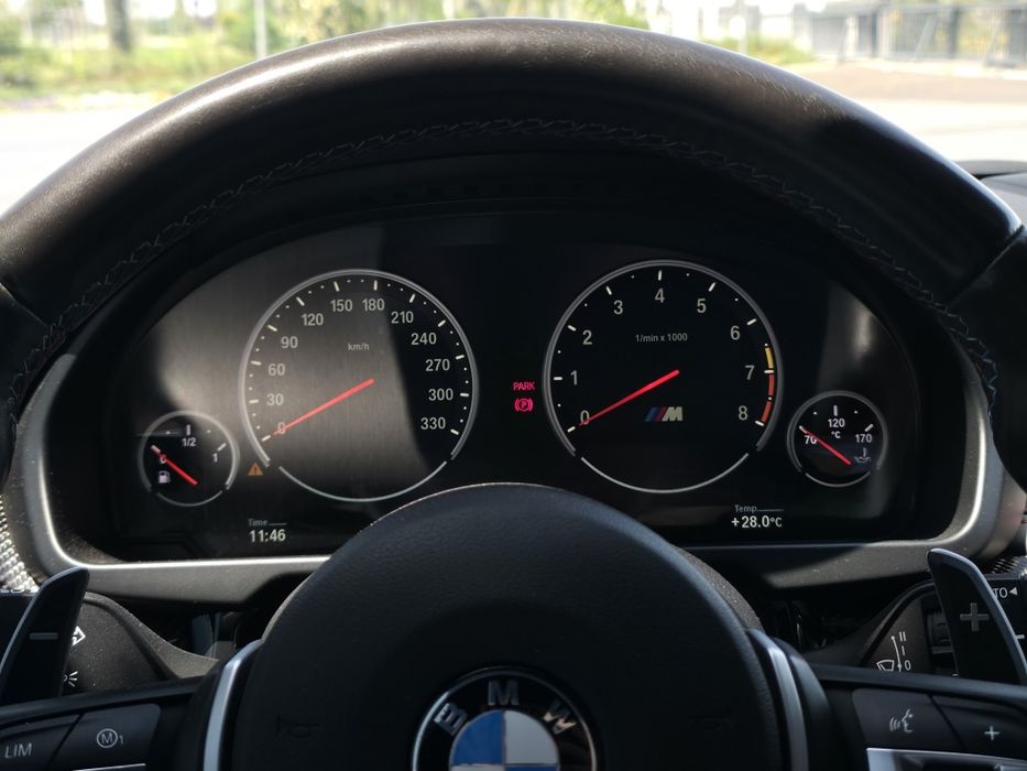 X5M f85 2018 года