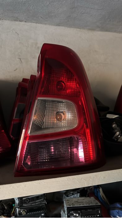 Dezmembrez Dacia Logan 2005-2012 si Dacia Sandero 2008-2012