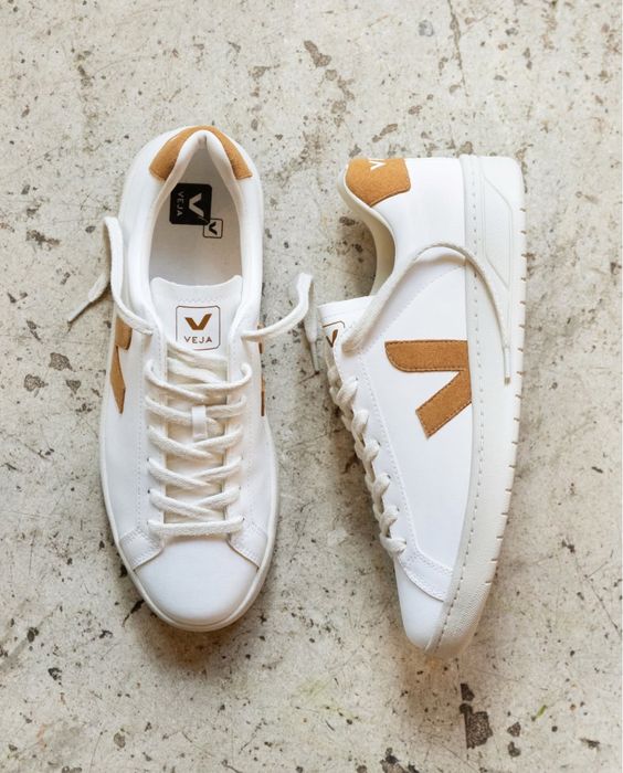 Мужские кеды VEJA