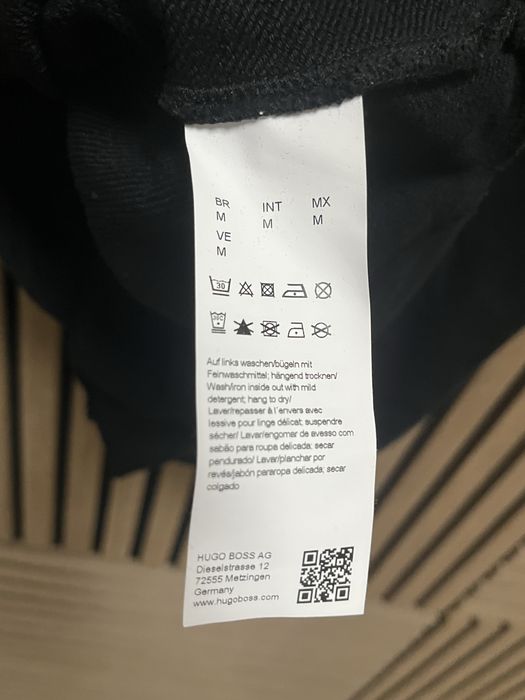 HUGO Berlin  Hugo Boss :  размер М Оригинал