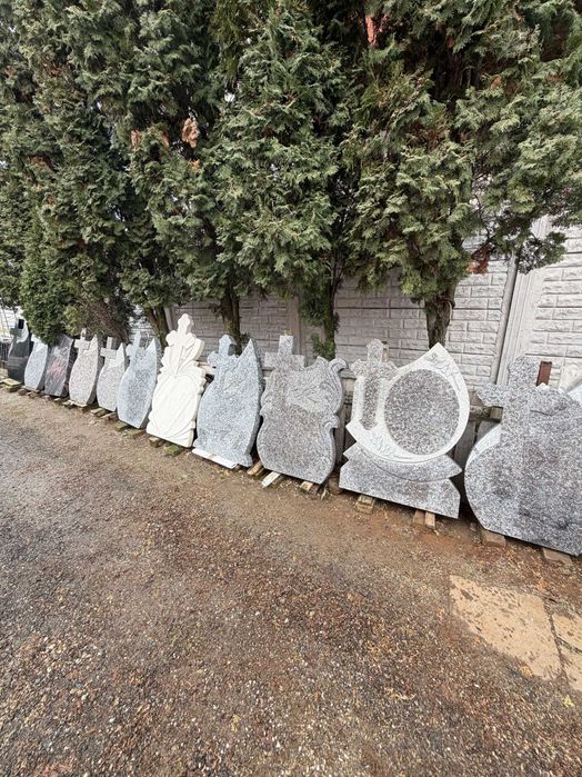 Servicii funerare-Executăm monumente funerare din granit, marmură si mozaic, cavouri și lucrări în cimitir.