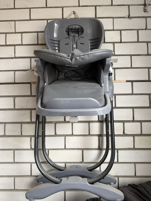 Детский стол для кормление