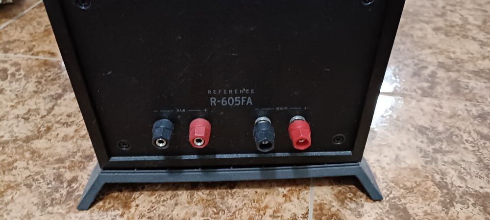 Тонколони Klipsch с Dolby Atmos