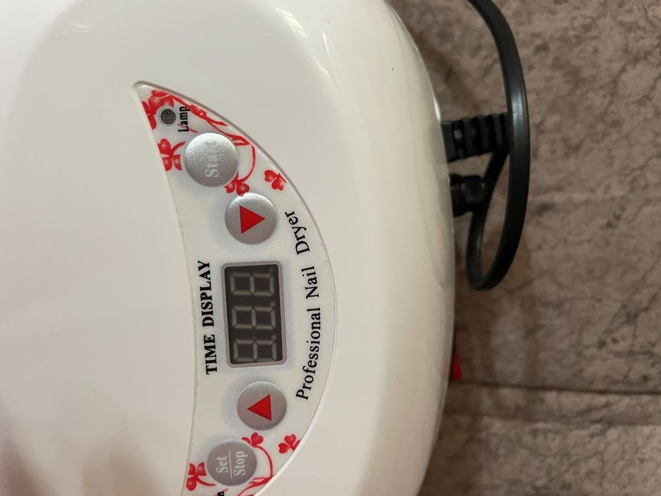 Лампа для маникюра