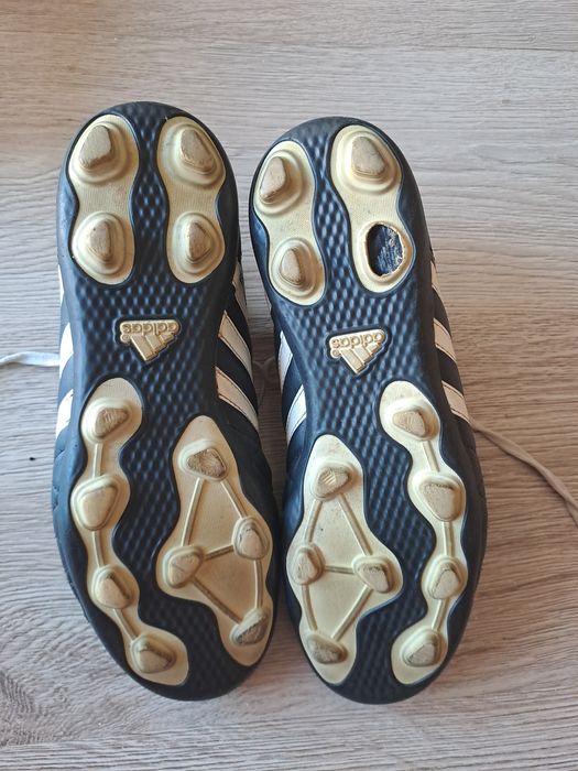 Бутонки Adidas 11questra