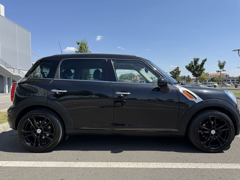 MINI Cooper Countryman R60 1.6 Benzină 122 CP | Carte Service | Întreținut | Prim proprietar