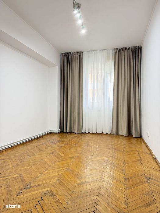 3 camere, 2 bai, 2 balcoane, boxa, zona Nicolina - Pizza Nico