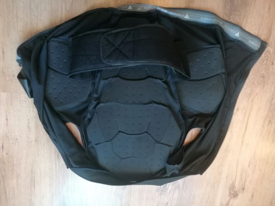 Aparatoare protectie spate Dainese snowboard schi ski mountain bike