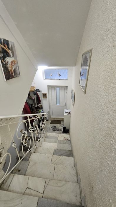 Продава се Етаж от къща в Варна, м-т Св. Никола - 109 кв.м за 1497 €/кв.м - Снимка #2