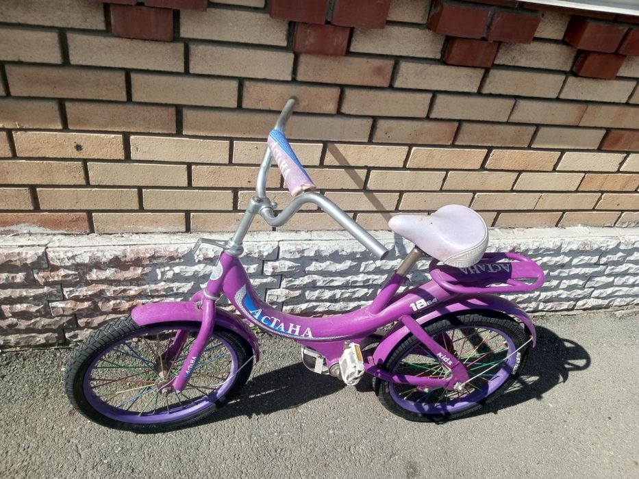 Продам детский велосипед для девочки.