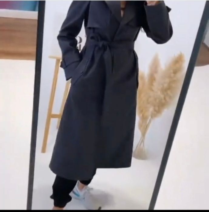 Продам новый женский тренч