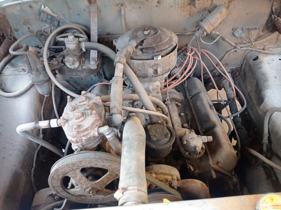 Zil 130 v1 holati yaxshi