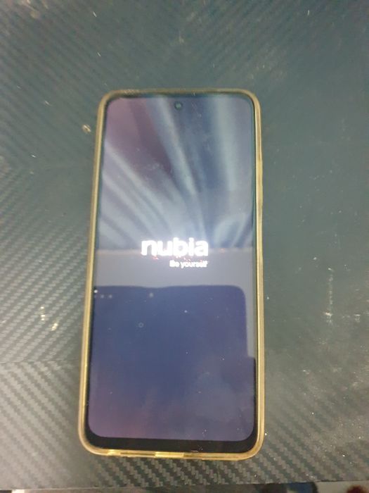 Nubia v60 смартфон