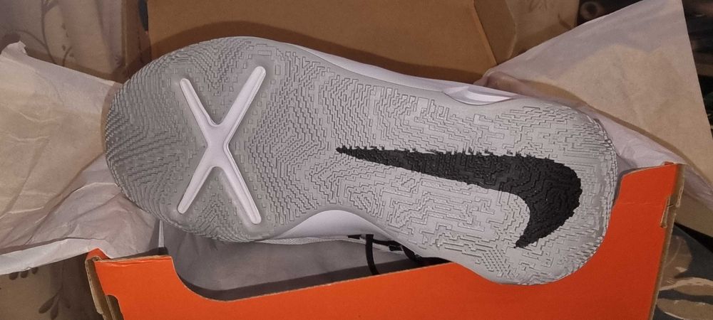 Nike Team Hustle D 10 SE x Space Jam