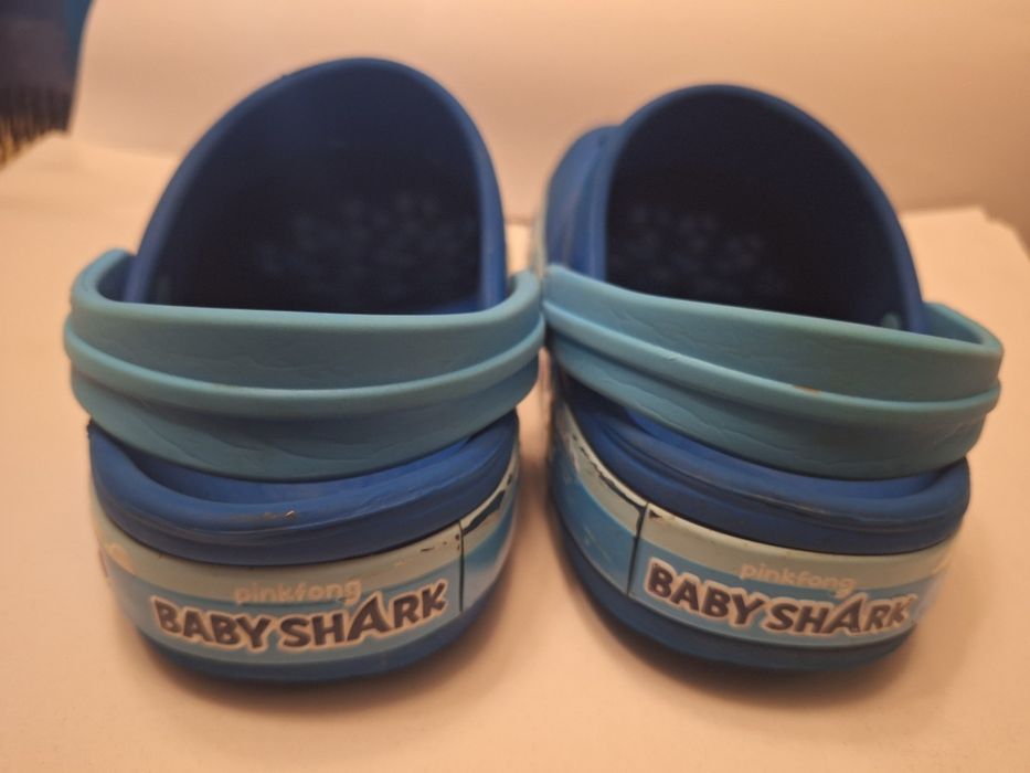 Crocs Baby Shark marimea 32÷33