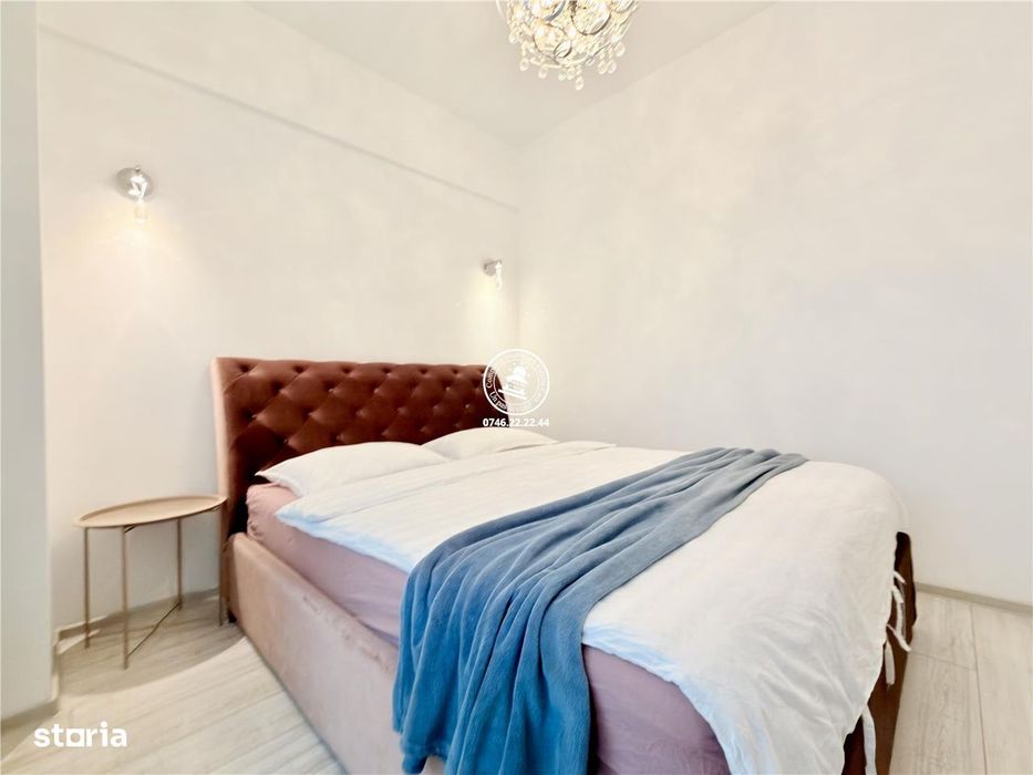 Apartament 3 camere tip penthouse Petru-Poni