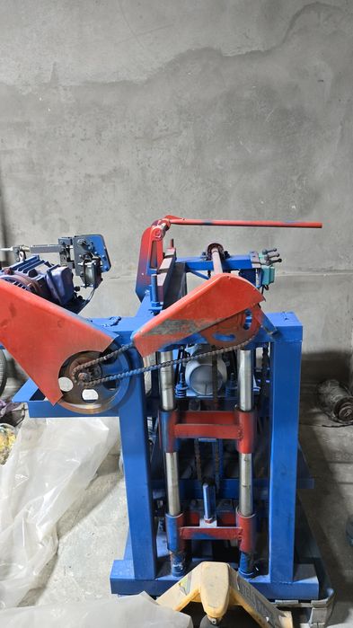 Станок пескаблока шлакаблока