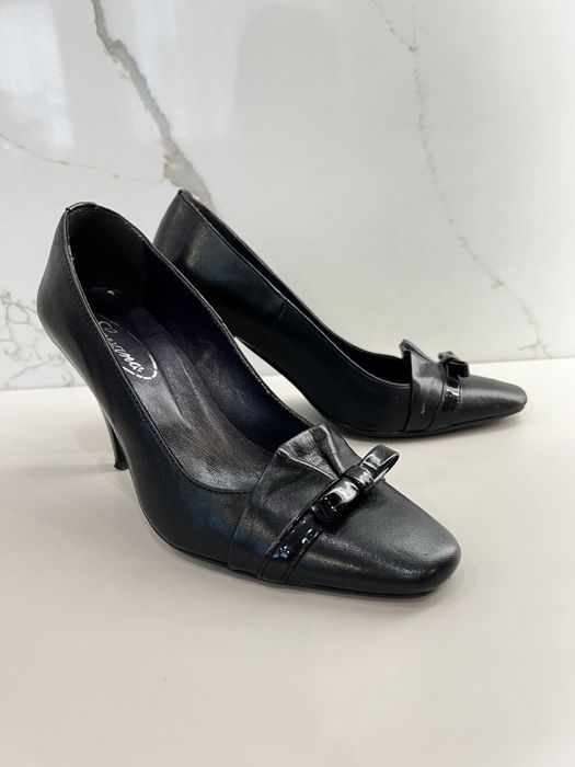 Pantofie piele naturala marimea 36