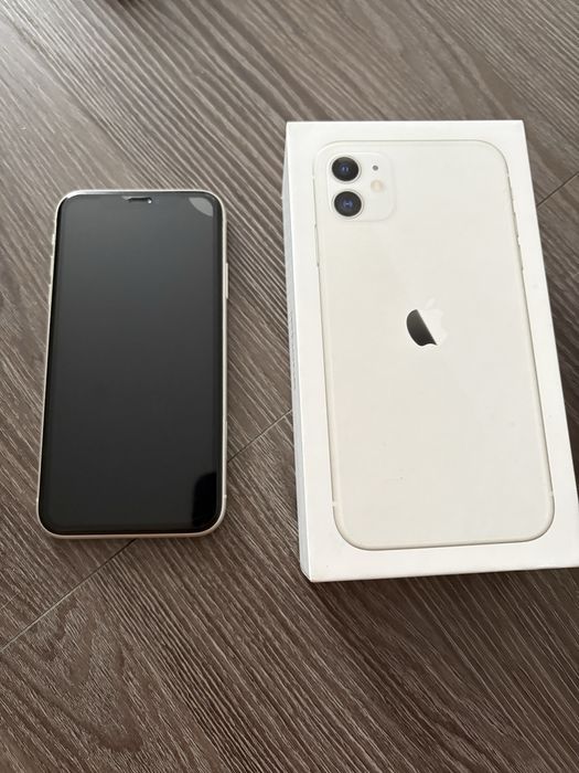 Продам Iphone 11 белый