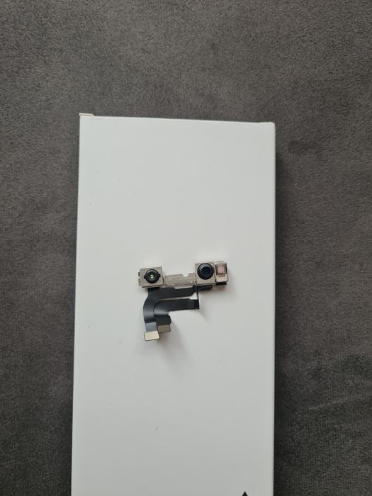 Camera fata spate  face id iphone 12