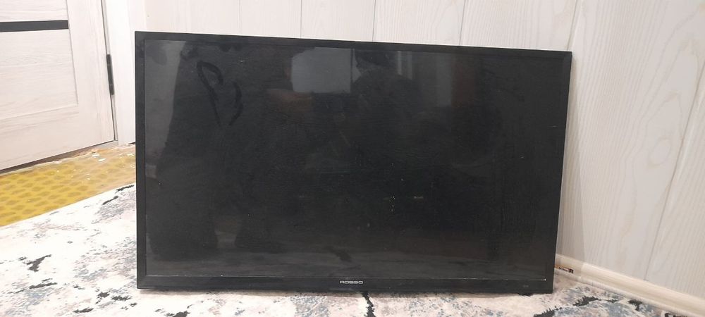 Televizor ROSSO "32"