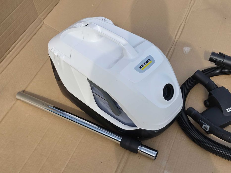Aspirator cu filtrare prin apa Karcher DS 6