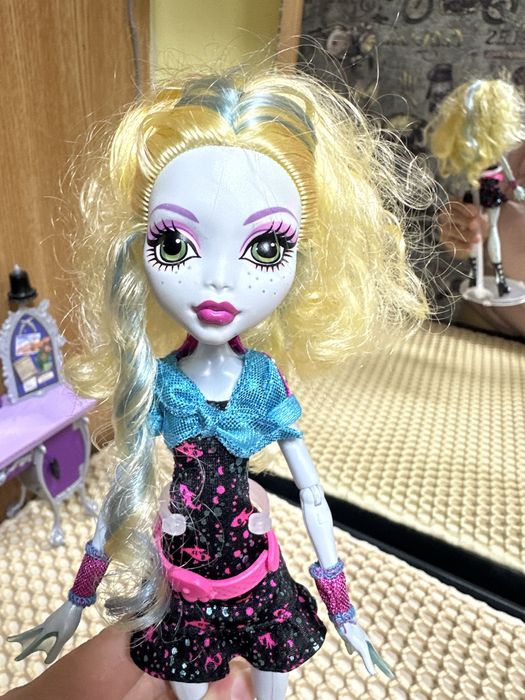 Продам кукол монстр хай!