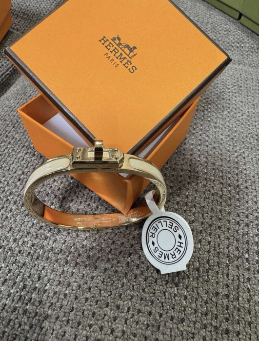Гривни Van Cleef Hermes