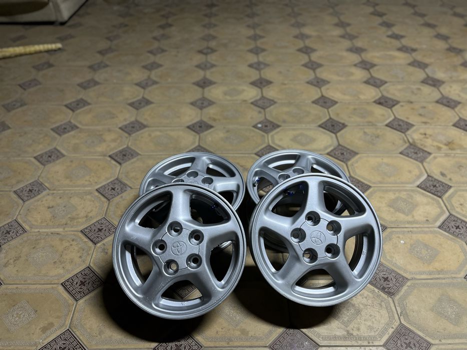 Tayota титанка  R 14